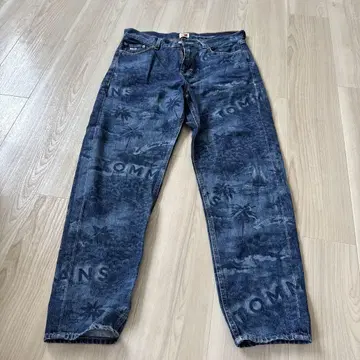 타미힐피거 ISAAC RELAXED TAPERED 데님