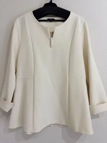 PLST 플라스테 모조 진주 페플럼 블라우스 베이지 S