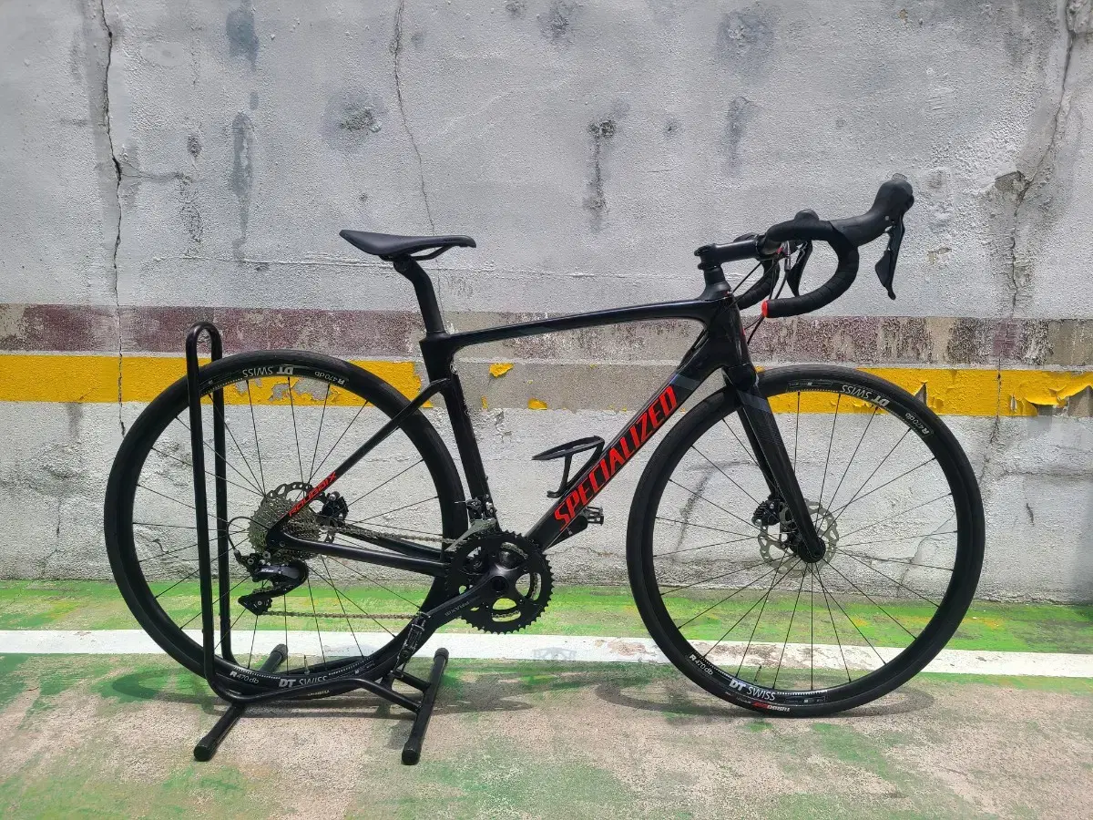 Specialized Roubaix Sport Road Bike