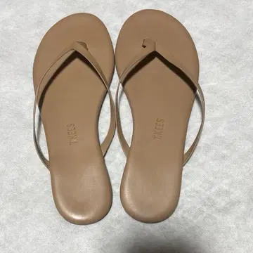TKEES 베이지 플랫 샌들 USA6 EUR37