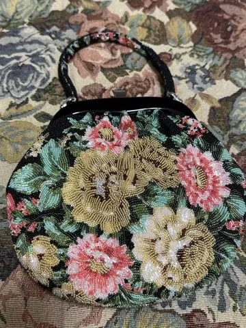 비즈 백
