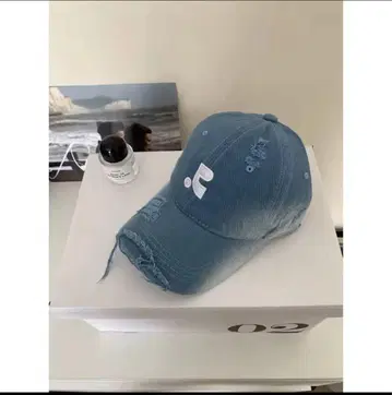 REST&RECREATION 데미지 캡 블루 새상품