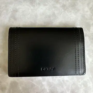 DKNY 블랙 가죽 명함지갑