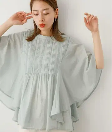 Sonny Lebel 핀턱 레이스 버터플라이 슬리브 블라우스
