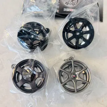 새상품 NISSAN GT-R 휠 키링 컬렉션 세미 컴프 4종