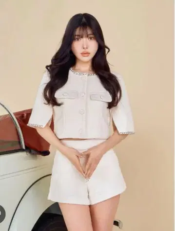 다리치 트위드 숏 팬츠