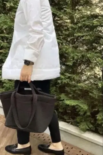 비오는날 블랙 정원