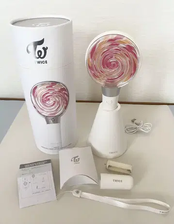 TWICE 공식 응원봉
