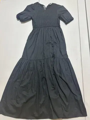ZARA 자라 셔링 절개 티어드 원피스 블랙 L 사이즈 상당
