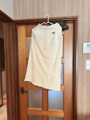 GAP 아이보리 롱 스커트 드로우 스트링