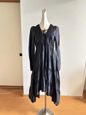 BPN 블랙 피스 나우 원피스
