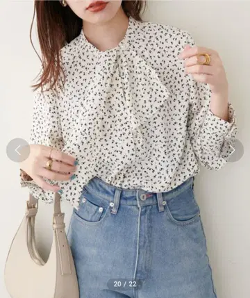 NaturalCouture 보타이 블라우스