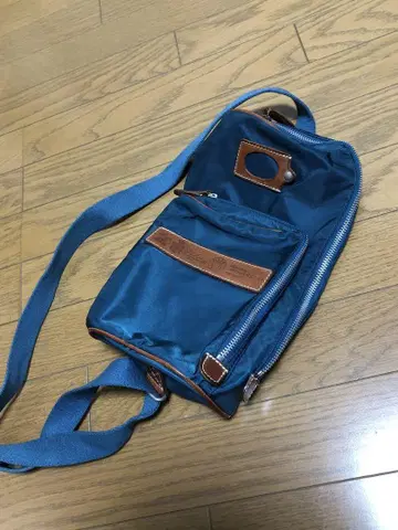 Felisi 페리지 99114 바디백 그린 계열