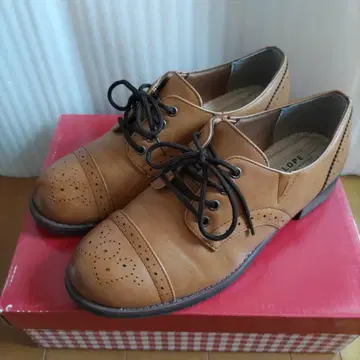 PENELOPE 브라운 레이스업 가죽 신발 24cm