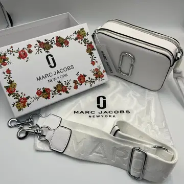 Marc Jacobs 화이트 숄더백 카메라백