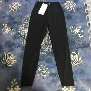 룰루레몬 블랙 스키니 팬츠