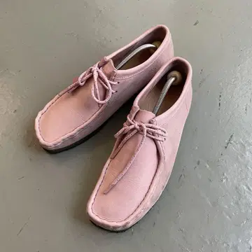 Clarks 클락스 왈라비 핑크