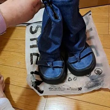 데님 블루 지퍼 부티
