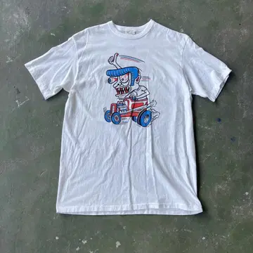 래틀랜드 티셔츠 스케치 디자인