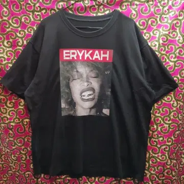 Erykah Badu 프린트 블랙 티셔츠