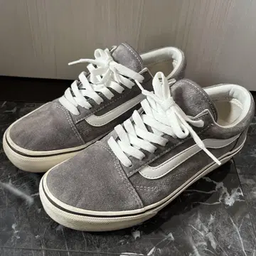 새상품급 VANS 올드스쿨 그레이 스웨이드 로우 컷 스니커즈