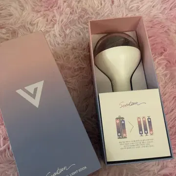 SEVENTEEN 공식 응원봉