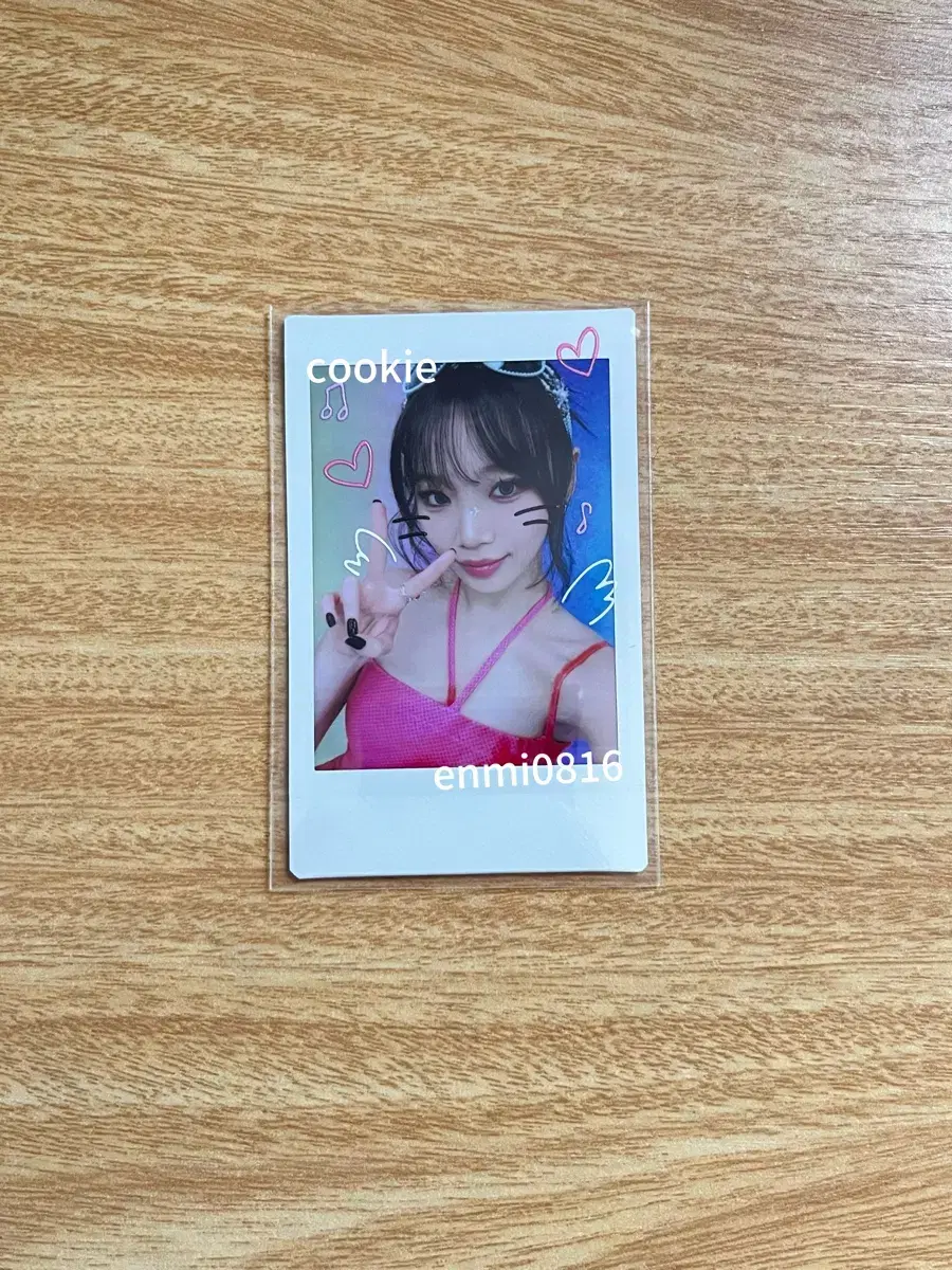 Le Sserafim chaewon Japan concert instant special sign poca wts pola