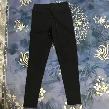 LULULEMON 사이즈 8 블랙 스키니 팬츠 허리 드로우 스트링