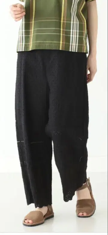 BEAMS BOY 빔즈 보이 컷워크 팬츠 자수