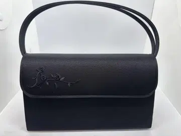 PETIT SOIR 쁘띠 소와르 도쿄 소와르 관혼상제 핸드백