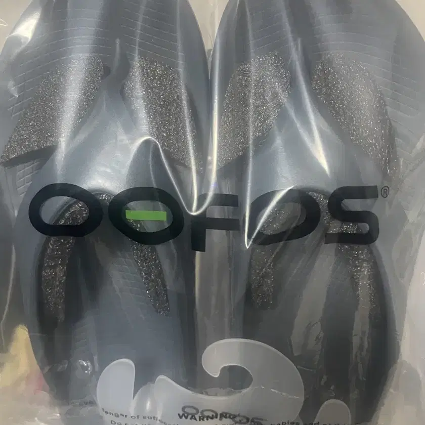 Shop OOFOS on Bunjang Global Site.