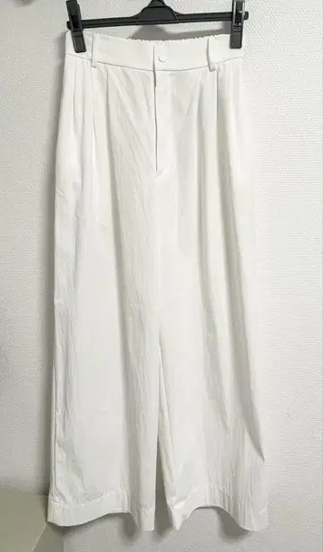 유나이티드 애로우즈 와이드 팬츠 화이트 36 여름