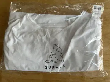 미사용 새상품 스카라 SUKALA 요가웨어 티셔츠 LAVA