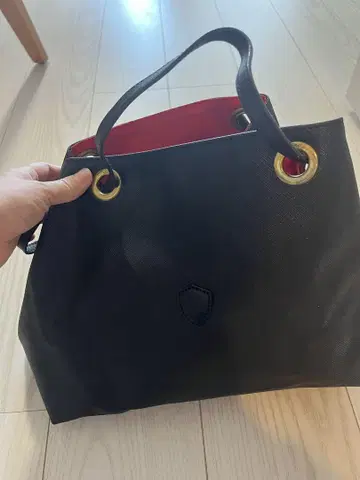 페리지 블랙 토트백 PVC 가죽