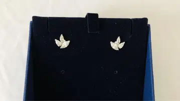 스와로브스키 Swarovski 화이트 크리스탈 귀걸이