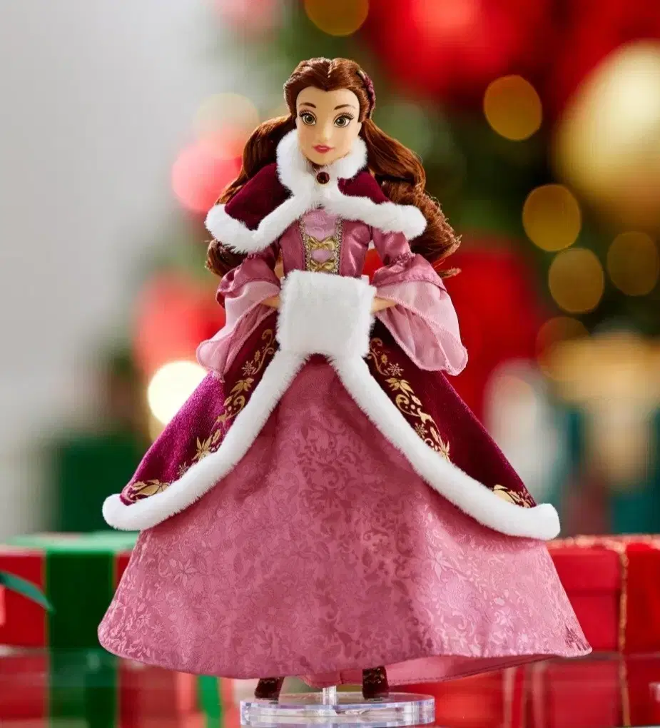 Disney Beauty and the Beast belle Holiday special Edition Limit Doll