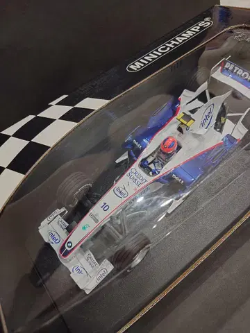 MINICHAMPS 1/18 F1 2007 BMW SAUBER