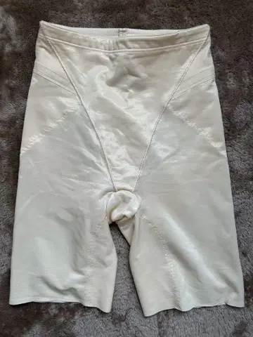 브라이덜 이너 포시스 앤 컴퍼니