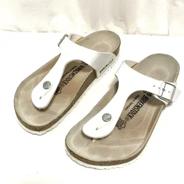 BIRKENSTOCK 화이트 플립플랍 샌들 사이즈 22.5