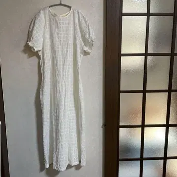화이트 체크 무늬 셔츠 원피스 반팔