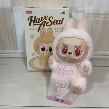 팝 마트 앉아서 즐겨보세요 LABUBU