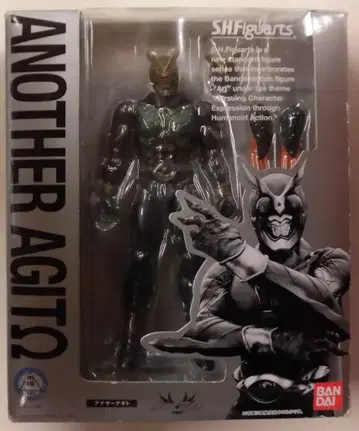 반다이 S.H.Figuarts 가면라이더 아기토 아나더 아기토