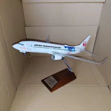1/130 B737-800 JTA 아모로 제트 JALUX