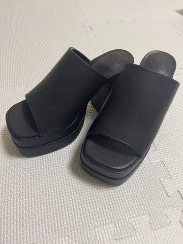 GRL 청키 힐 가죽 뮬 샌들