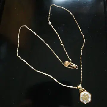 펜던트 목걸이