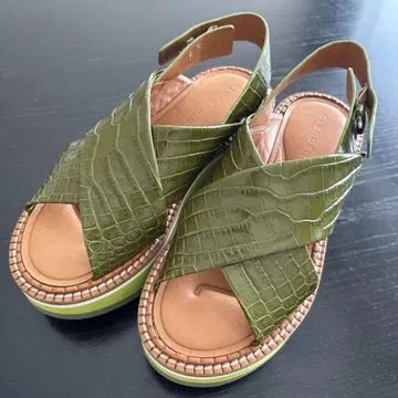 Clergerie 클레주리 샌들 카키 23cm 35.5