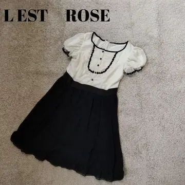 LEST ROSE 화이트 블랙 플레어 원피스