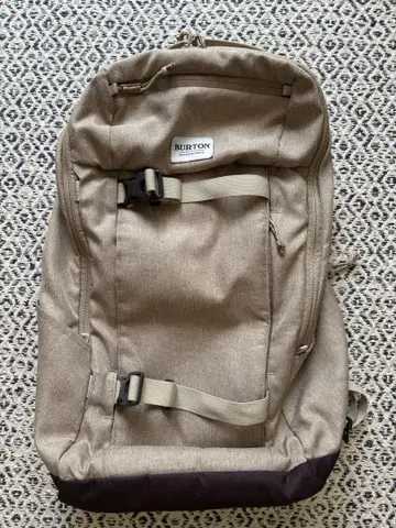 BURTON 베이지 백팩