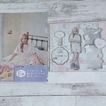 ILLIT 아이릿 에니마이 복권 아크릴 스탠드 스티커 이로하