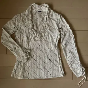 schiatti white label 블라우스 도트 라인 화이트 V 넥